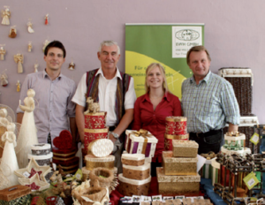 Eine Welt Handel EWH Pirsch GmbH: mit Projektpartner Shay Cullen